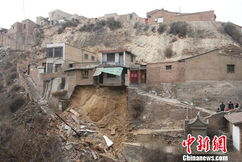 �¹�δ����ˆT��������������Ƀ�̎���ݲ��ֵػ��ҿգ�ֱ�����{��Ⱥ3��(h��)15�����T־܊ �z