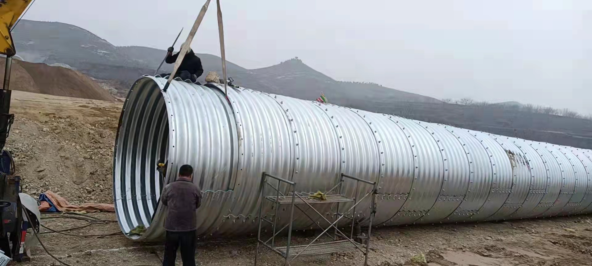 拼裝波紋涵管.jpg 拼裝波紋涵管.jpg