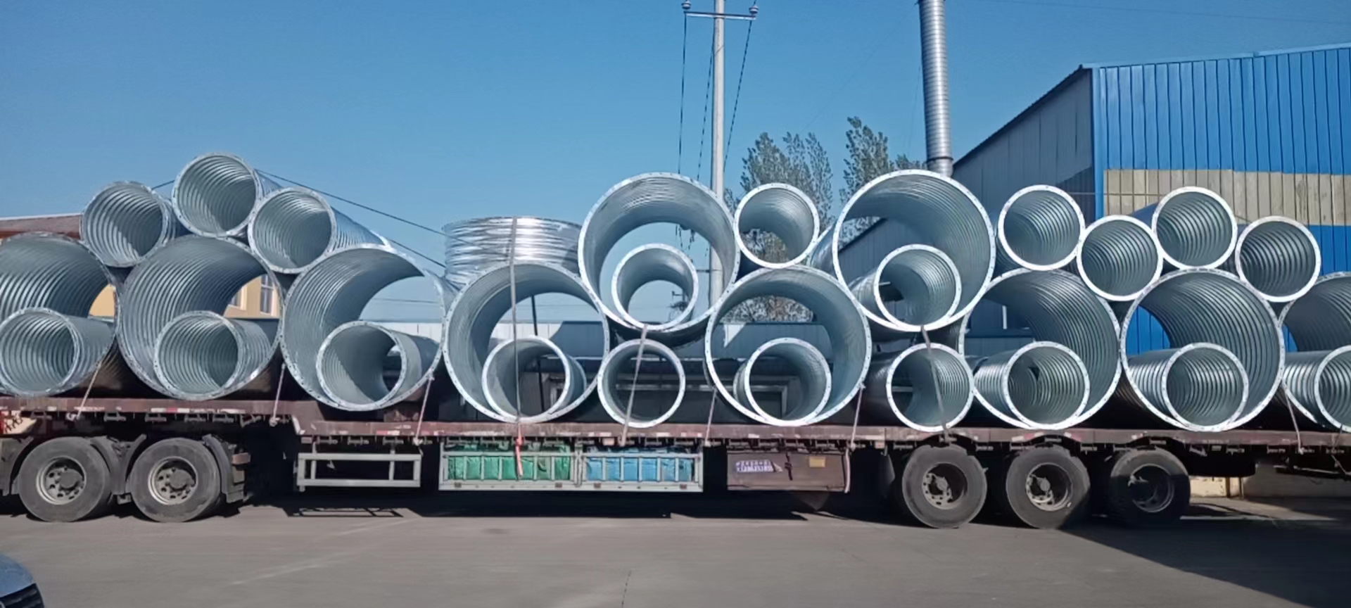 整裝波紋涵管.jpg 整裝波紋涵管.jpg